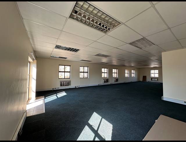 150M² OFFICE TO LET IN HIGHVELD TECHNOPARK